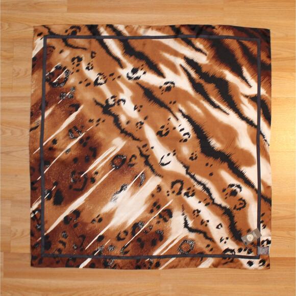 Vince Camuto Tiger Print 100% Silk 36" Square Scarf #VC2407 - Picture 2 of 2